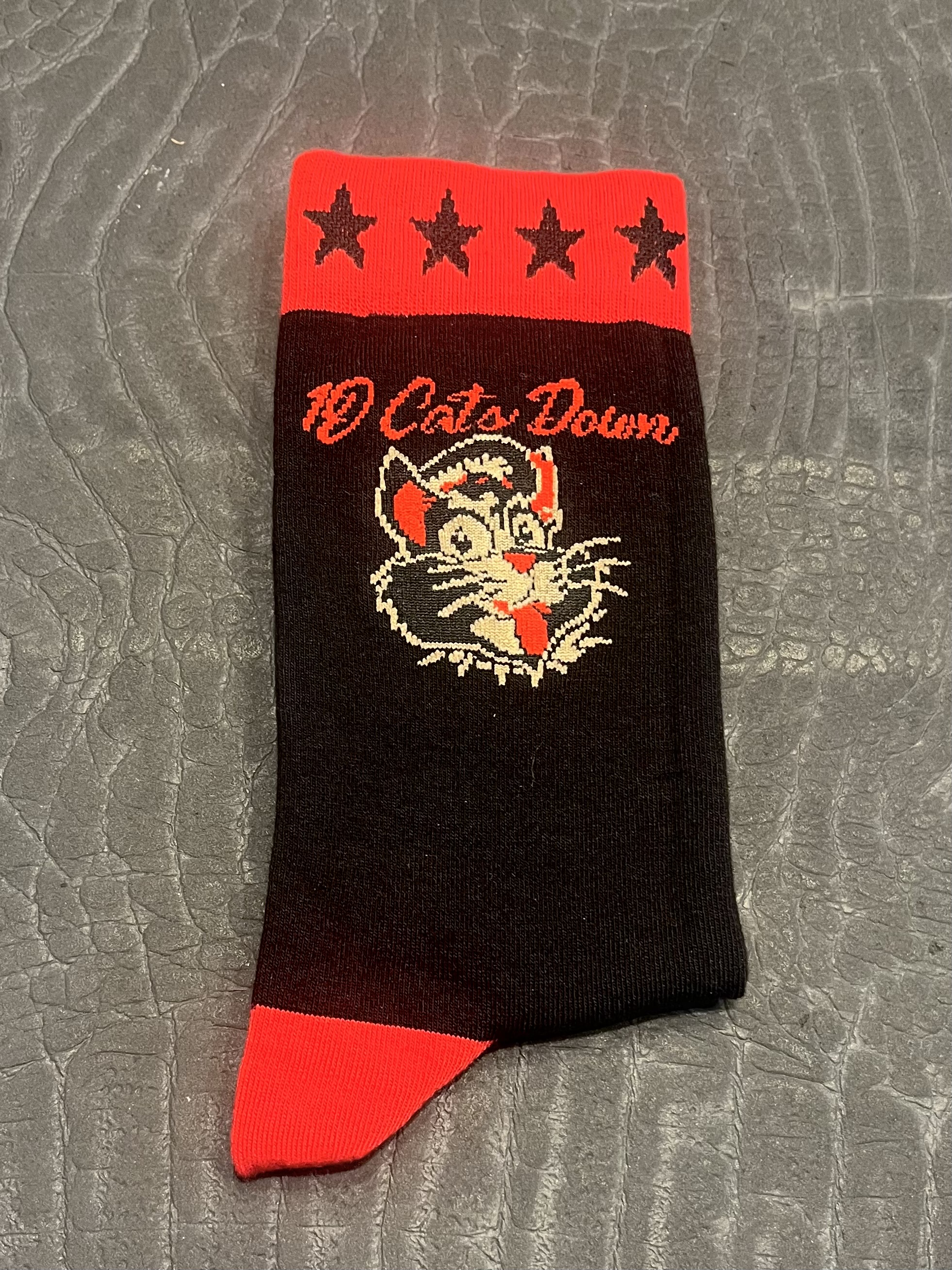 10 Cats Down Socks